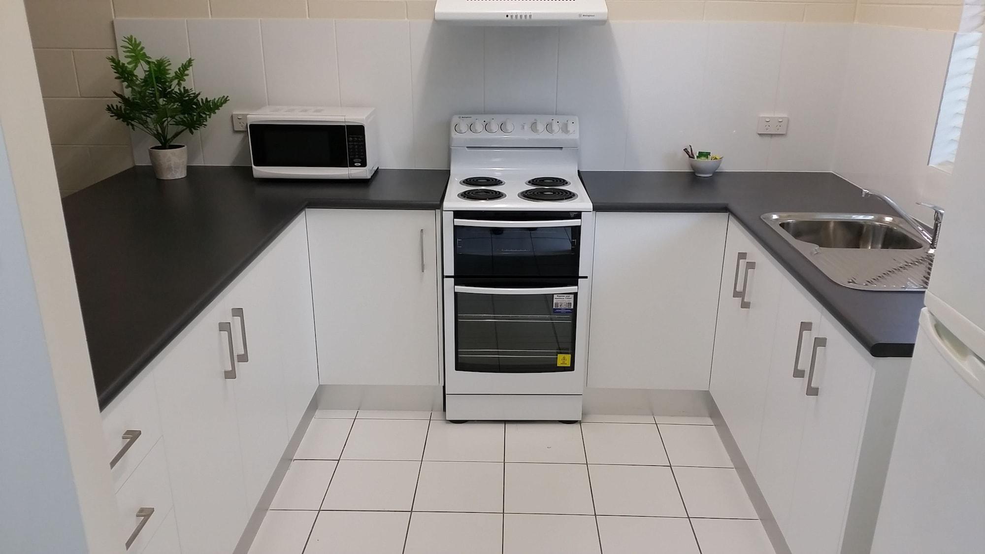 Titree Village Holiday Apartments Port Douglas Buitenkant foto