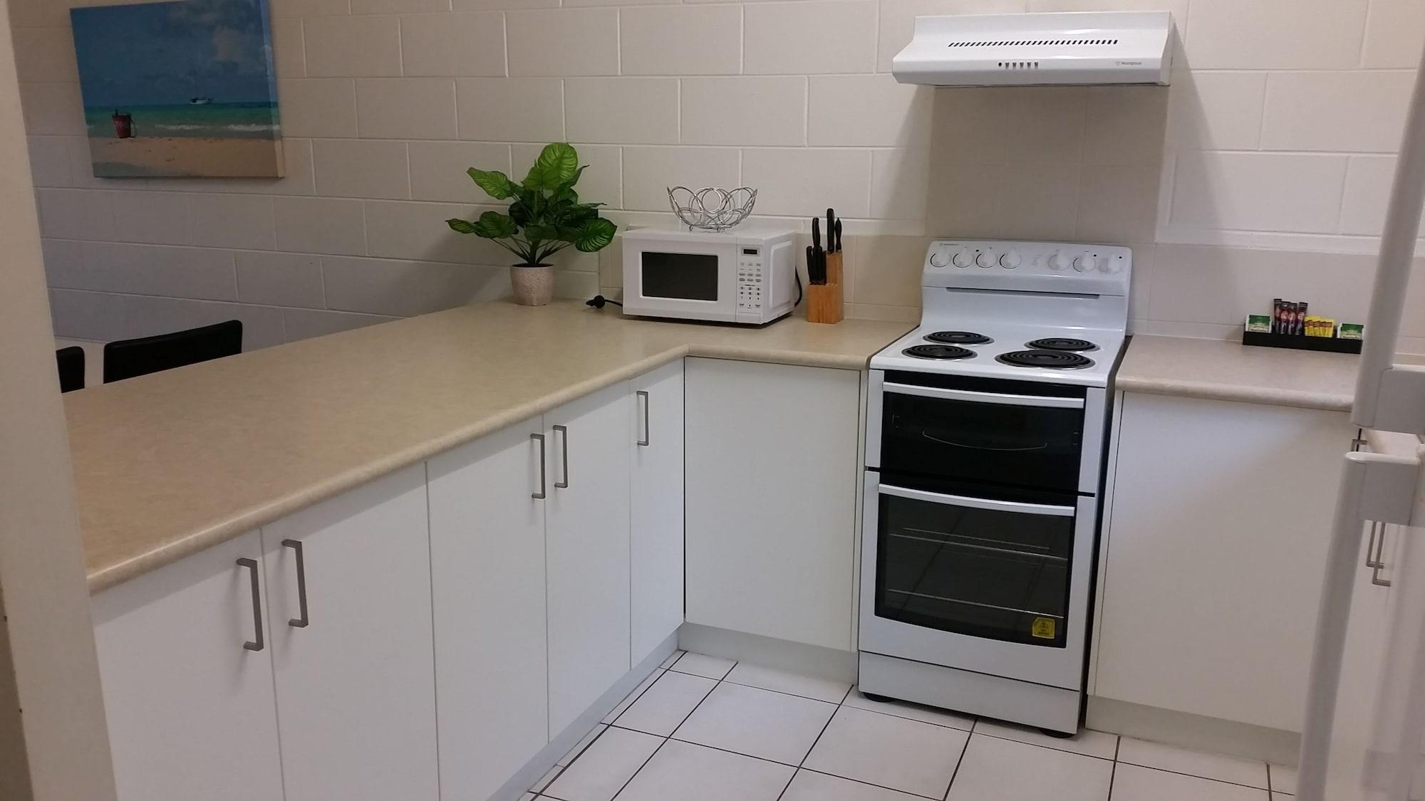 Titree Village Holiday Apartments Port Douglas Buitenkant foto