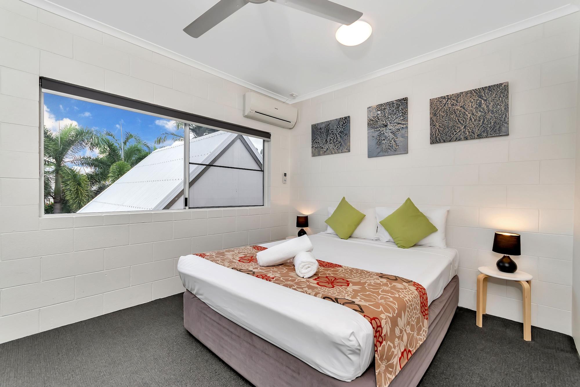 Titree Village Holiday Apartments Port Douglas Buitenkant foto