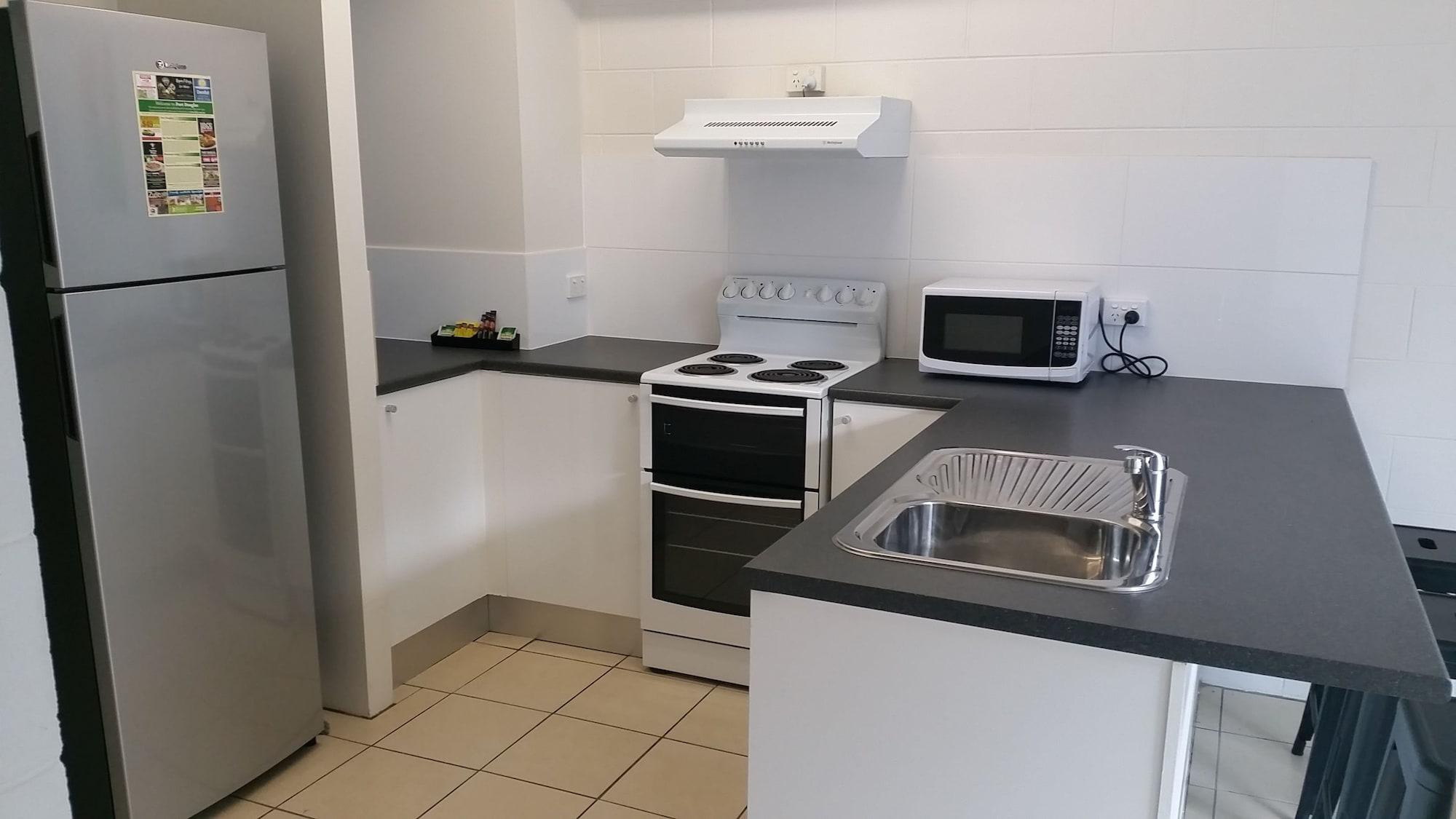 Titree Village Holiday Apartments Port Douglas Buitenkant foto