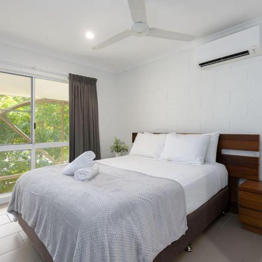 Titree Village Holiday Apartments Port Douglas Buitenkant foto