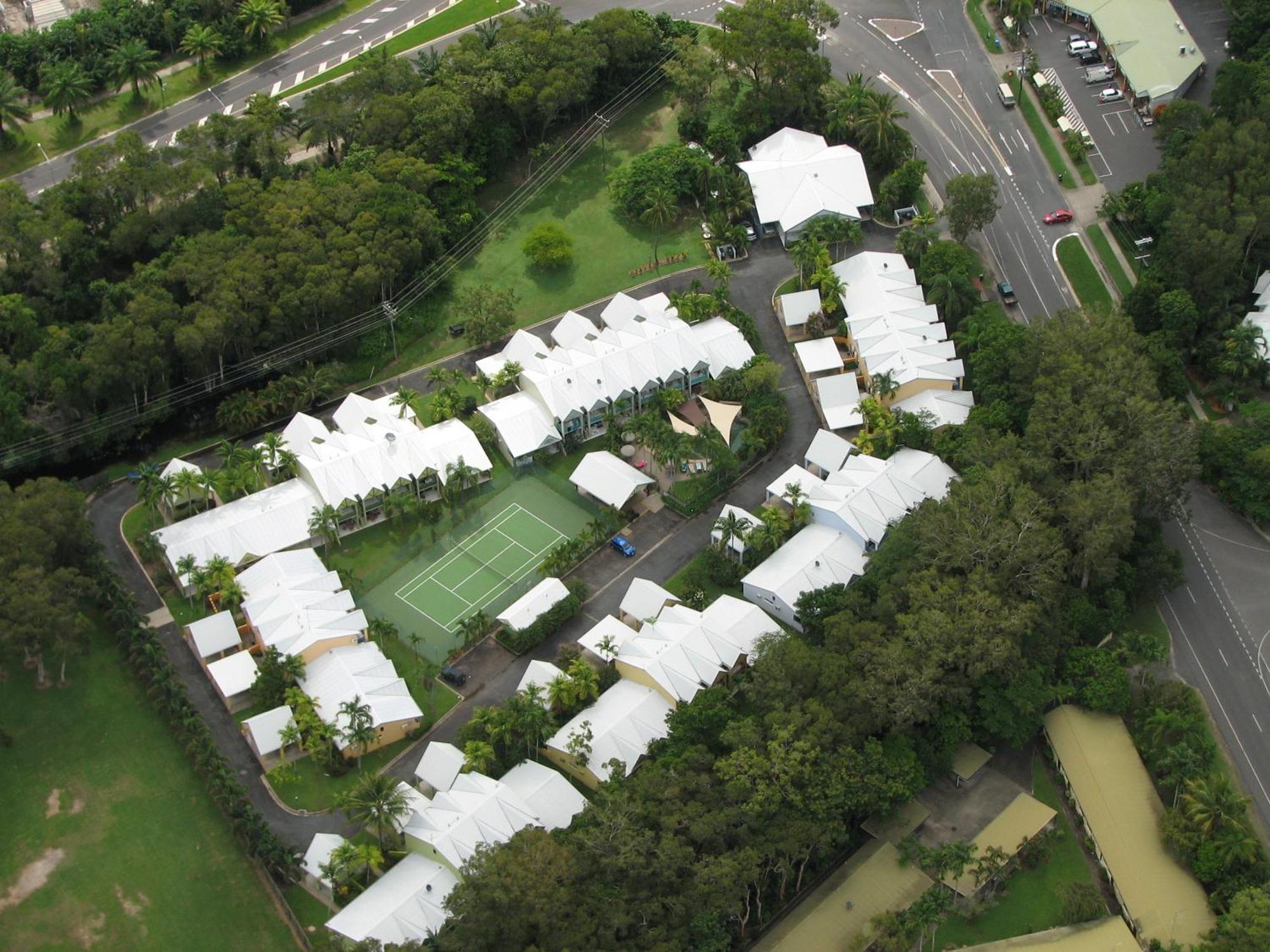 Titree Village Holiday Apartments Port Douglas Buitenkant foto