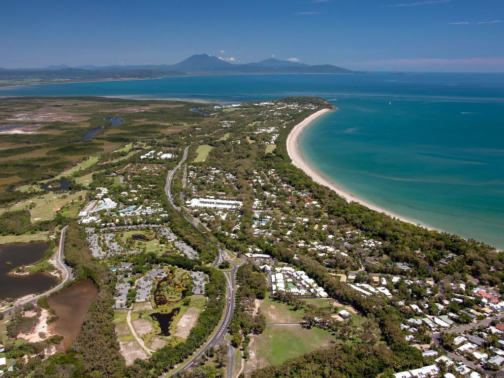 Titree Village Holiday Apartments Port Douglas Buitenkant foto