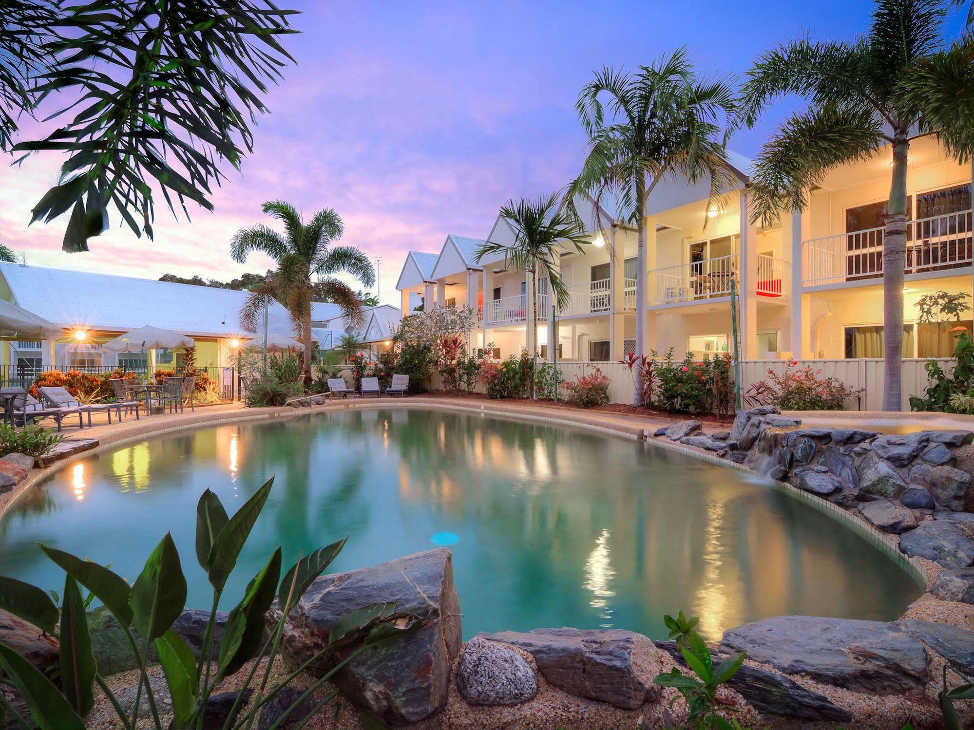 Titree Village Holiday Apartments Port Douglas Buitenkant foto