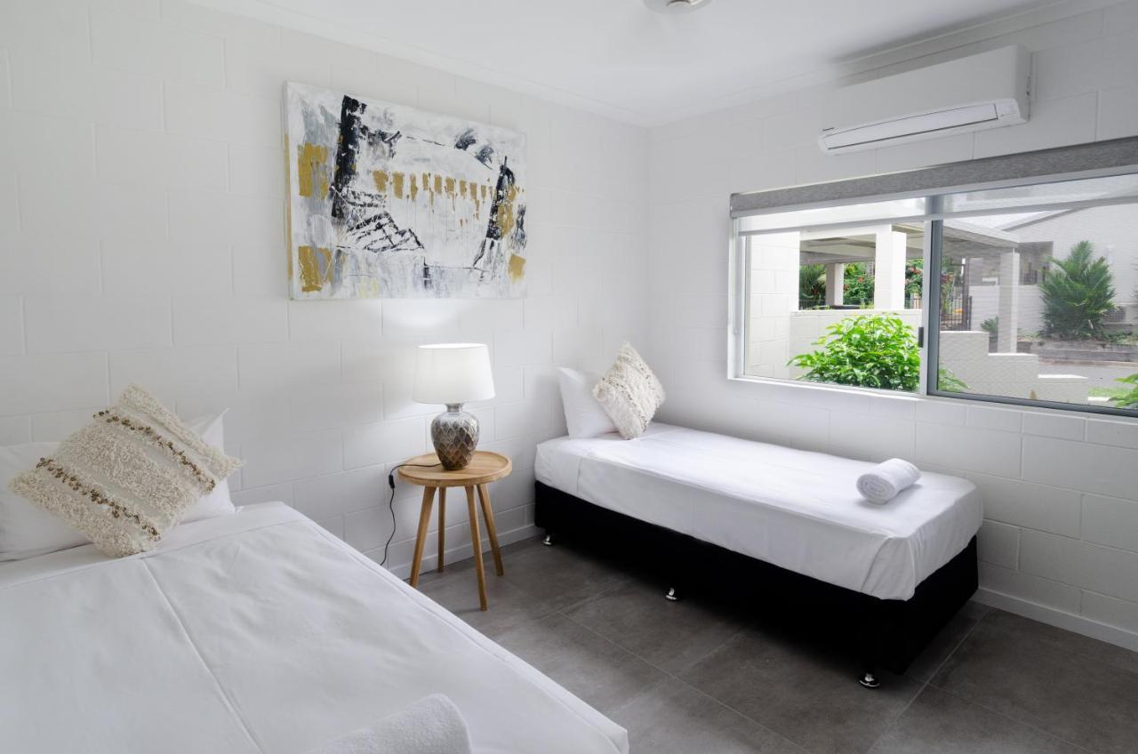 Titree Village Holiday Apartments Port Douglas Buitenkant foto