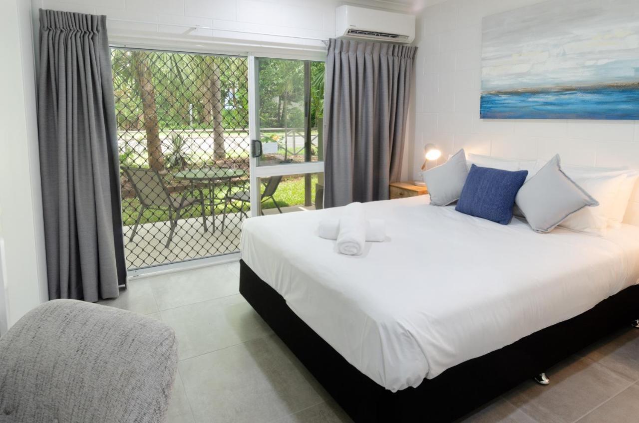 Titree Village Holiday Apartments Port Douglas Buitenkant foto