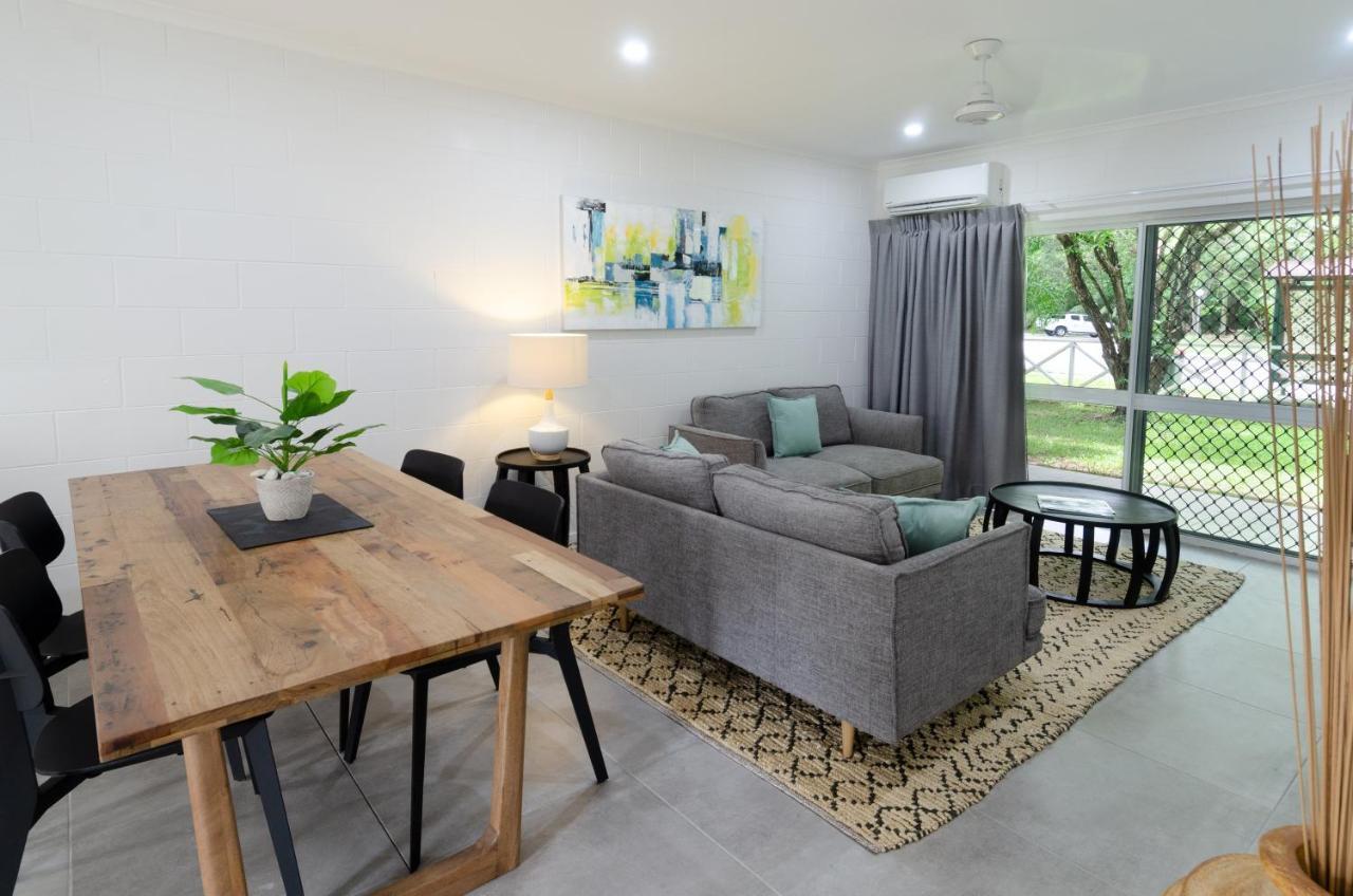 Titree Village Holiday Apartments Port Douglas Buitenkant foto